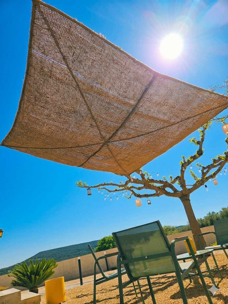 Voile d'ombrage carrée à suspendre en fibre de coco 3x3m - Tiens-toi à l'ombre"