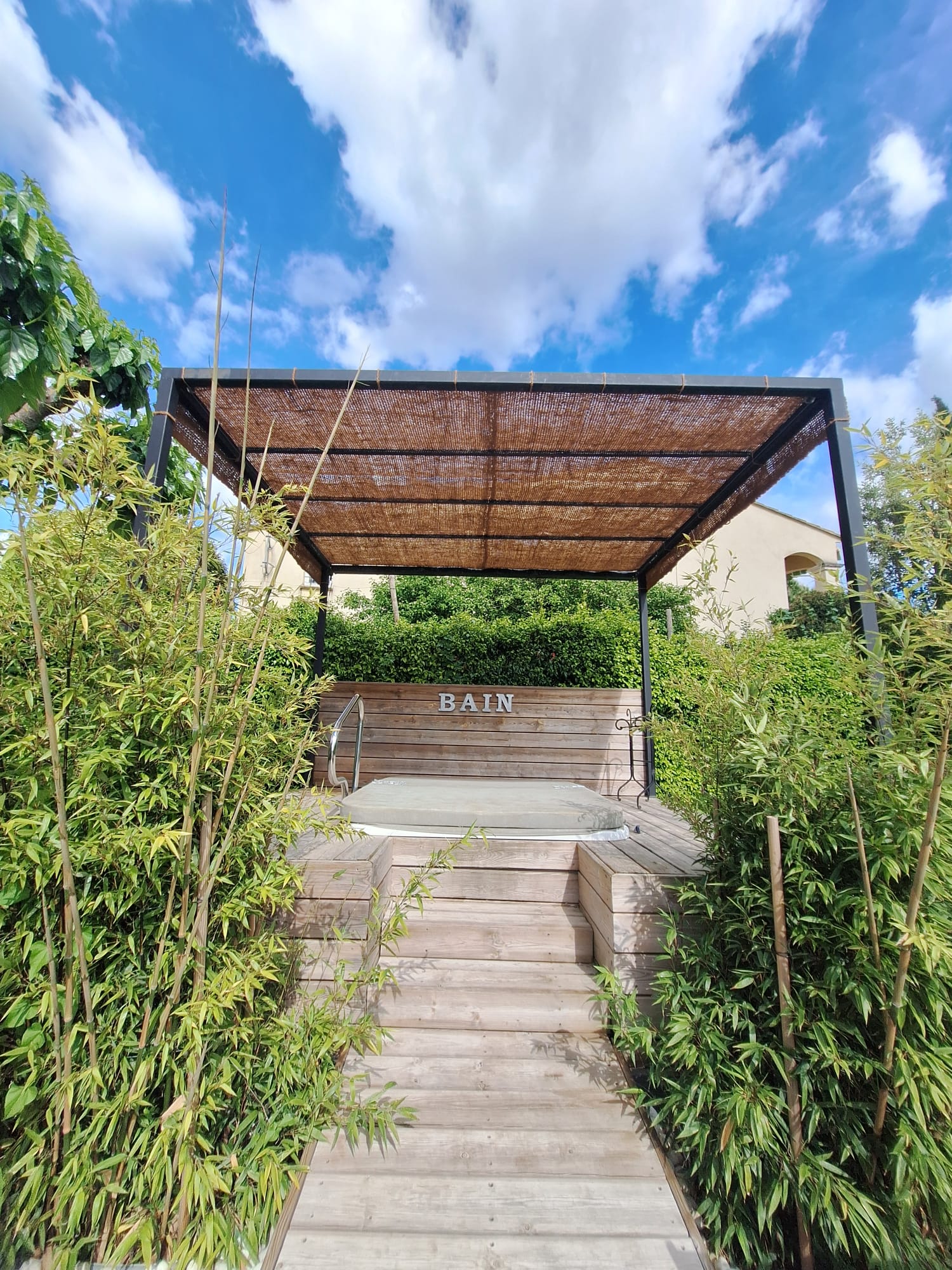 Voile d'ombrage pergola fibre de coco 4x3m - vue extérieure