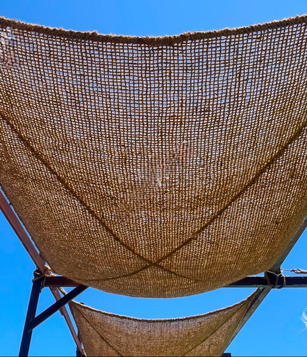 Voile d'ombrage carrée 3x3m fibre de coco détail fixation et installation